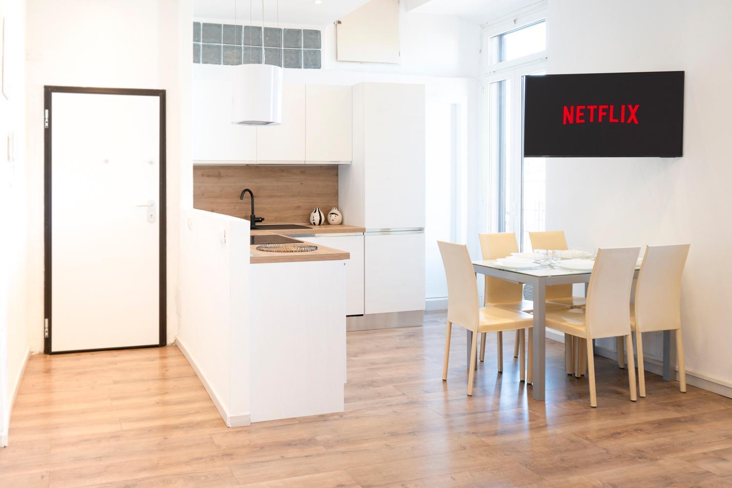 Apartment Lic11 Large Central Of Milan